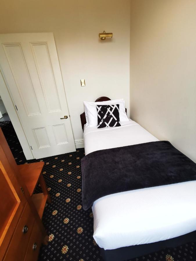 Highland House Boutique Hotel Dunedin Extérieur photo