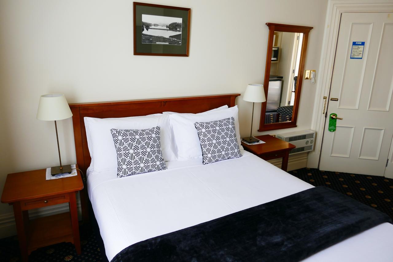 Highland House Boutique Hotel Dunedin Extérieur photo