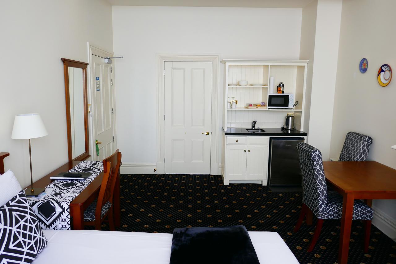 Highland House Boutique Hotel Dunedin Extérieur photo