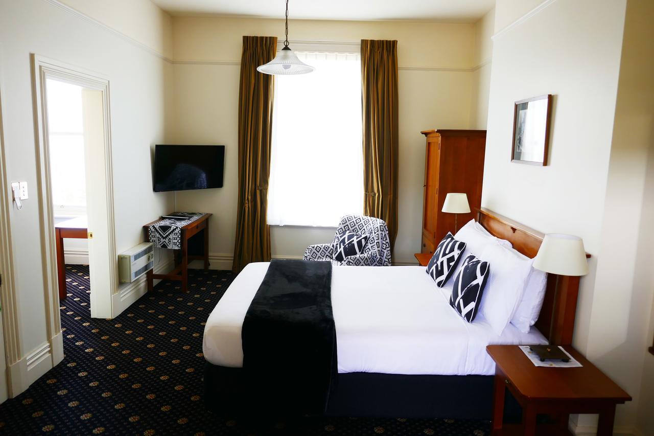 Highland House Boutique Hotel Dunedin Extérieur photo