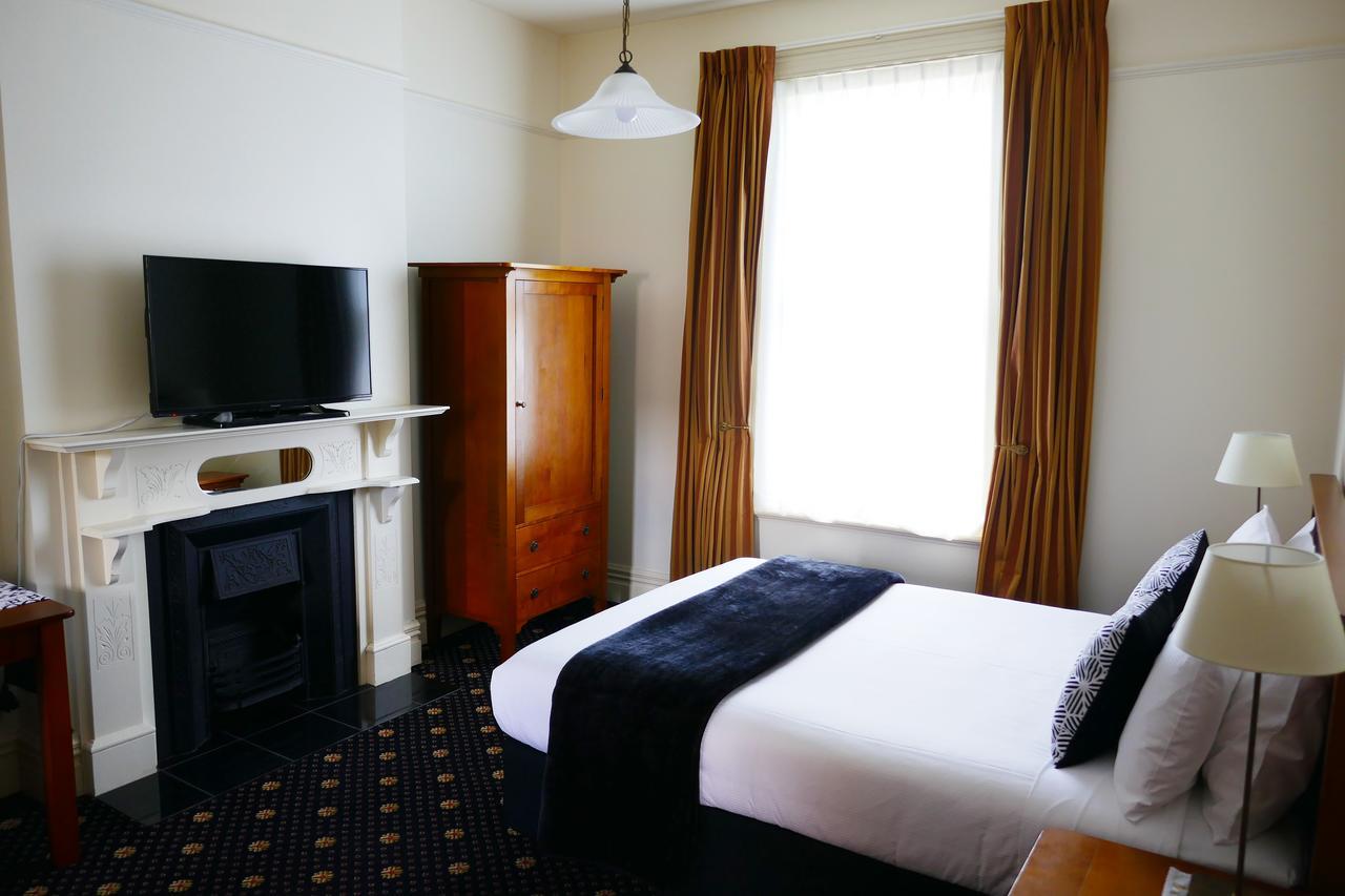 Highland House Boutique Hotel Dunedin Extérieur photo