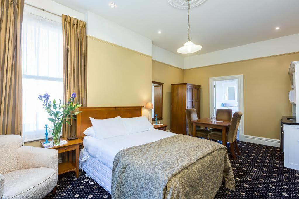 Highland House Boutique Hotel Dunedin Extérieur photo