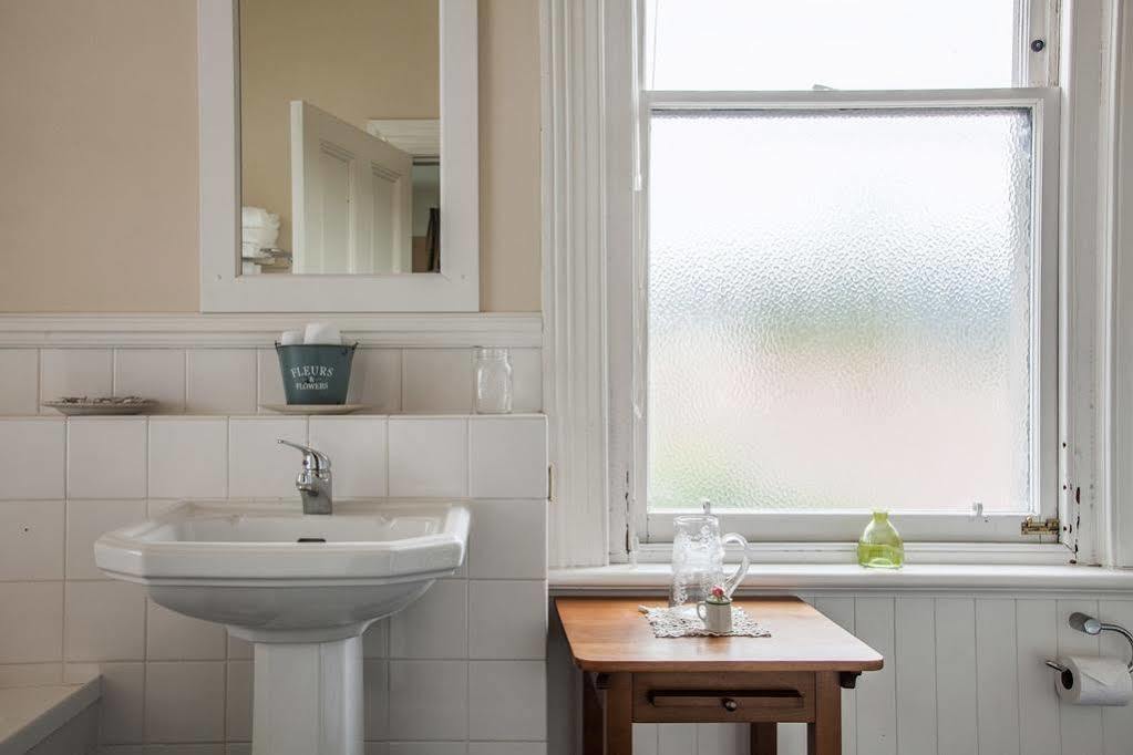 Highland House Boutique Hotel Dunedin Extérieur photo